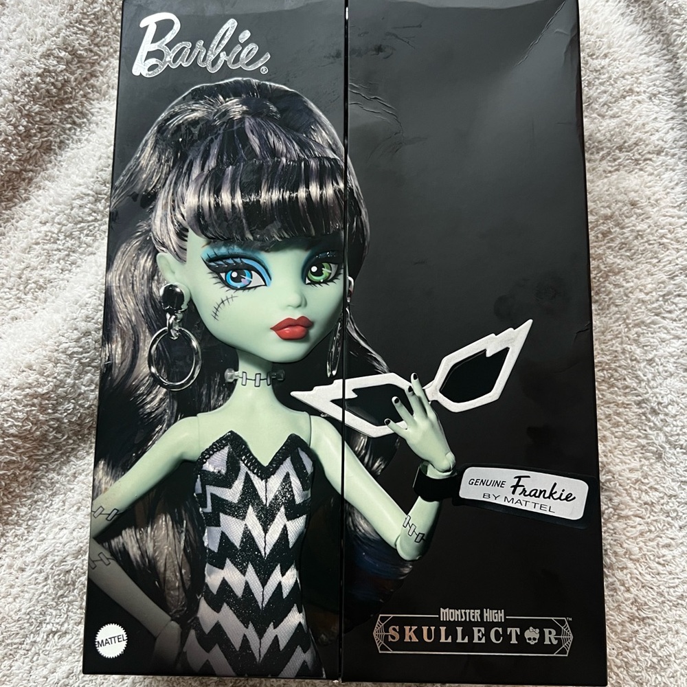 Monster High Skullector Frankie Stein x Barbie Collectible Doll